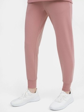 КОМФОРТНЫЕ ЖЕНСКИЕ СПОРТИВНЫЕ БРЮКИ 4F SPORT JOGGERS