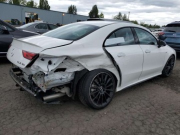 Mercedes CLA C118/X118 2023 Mercedes-Benz CLA 35 AMG 4Matic 2023 2.0l 2.0 Benzyna 302KM, zdjęcie 3