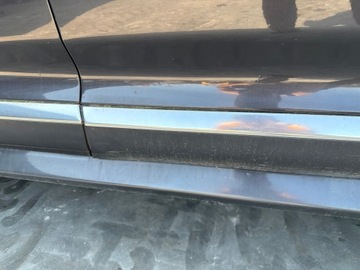 ОБИВКА ДВЕРИ ПЕРЕДНЯЯ ПРАВАЯ VW TOUAREG 7L