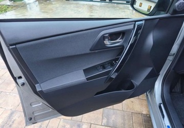 Toyota Auris II 2018 Toyota Auris Toyota Auris 1.8 Hybryda 99KM, zdjęcie 12