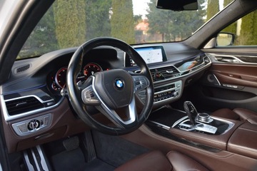 BMW Seria 7 G11-G12 Sedan 730d 265KM 2015 BMW 7 (G11, G12) 730 d 265 KM M pakiet Full, zdjęcie 17
