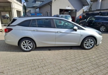 Opel Astra K Sportstourer Facelifting 1.5 Diesel 122KM 2020 Opel Astra Skrzynia automatyczna 1.5 Diesel 122KM, zdjęcie 4