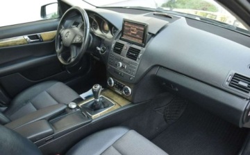 Mercedes Klasa C W204 Limuzyna 1.8 200 K 184KM 2010 Mercedes-Benz Klasa C 1.8B Lift Led Navi 145 TYS KM Sprowadzony Oplacony, zdjęcie 25
