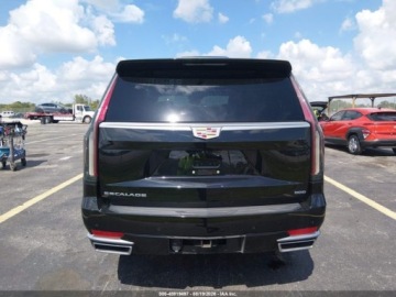Cadillac Escalade III 2021 Cadillac Escalade 4wd Premium Luxury 2021 6.2 Benzyna 420KM, zdjęcie 3