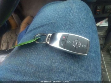 Mercedes GLC C254/X254 2022 Mercedes-Benz GLC 2022r, 300, 4Matic, 2.0L 2.0 Benzyna 255KM, zdjęcie 13