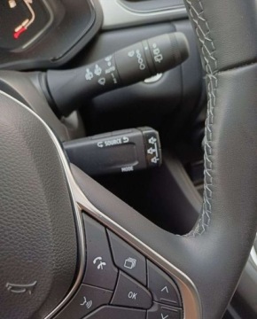 Renault Captur II Crossover 1.0 TCe 90KM 2023 Renault Captur 1.0 TCe Techno 90 KM I wl. Bezwypadkowy Benzyna 90KM, zdjęcie 19