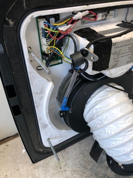 КОНДИЦИОНЕР НА КРЫШЕ КЕМПЕРА CAMPING DOMETIC CA1000