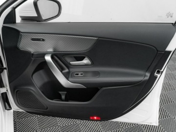 Mercedes Klasa A W177/V177 Hatchback Facelifting 1.3 200 163KM 2023 Mercedes A 200 WD1049T#200 Progressive 7G-DCT, zdjęcie 27