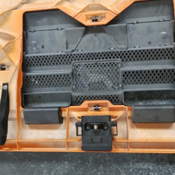 MAN TGA TGL Крышка капота Решетка кабины 81611100063