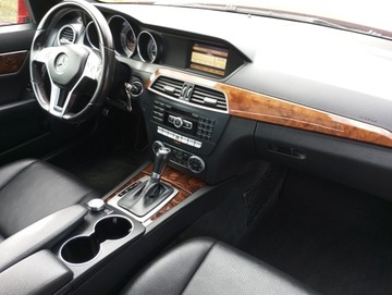 Mercedes Klasa C W204 2012 Automat Alu 1.8 Pakiet AMG, zdjęcie 35