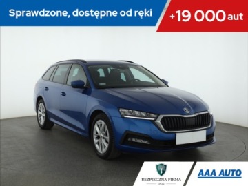 Skoda Octavia IV Scout 1.5 TSI ACT 150KM 2021 Skoda Octavia 1.5 TSI, Salon Polska, Klima