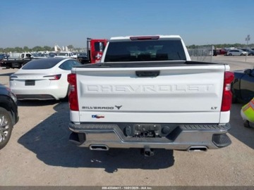 Chevrolet Silverado II 2023 Chevrolet Silverado 1500 Standard Bed LT 2023 3.0l 3.0 Diesel 305KM, zdjęcie 4