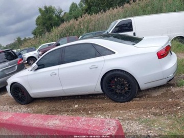 Audi A8 D4 Sedan Facelifting 4.0 TFSI 435KM 2015 Audi A8 L 4.0T 2015 4.0 Benzyna 435KM, zdjęcie 2