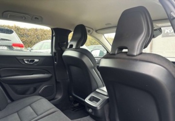 Volvo V60 II  2021 Volvo V60 Miekka Hybryda 2.0 Diesel 197KM, zdjęcie 17