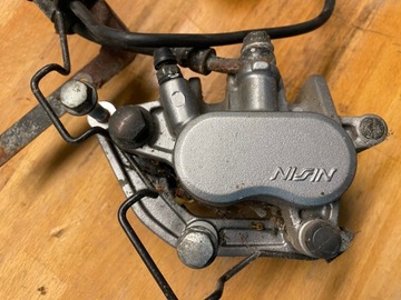 Передний тормоз в сборе для Honda VT 750 c2.