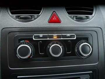 Volkswagen Caddy III Kombi Facelifting 1.6 TDI 102KM 2012 Volkswagen Caddy Long Klima Stan bdb Gwarancja12, zdjęcie 22