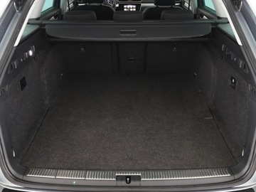 Skoda Superb III Kombi Plug-In Hybrid 1.4 TSI Plug-In-Hybrid 218KM 2020 Škoda Superb Skoda Superb PHEV automat virtual, zdjęcie 19