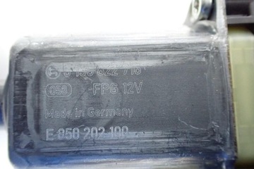 MECHANIZMUS MOTOREK SKEL PRAVÝ PŘEDNÍ 5Q0959802B SEAT ATECA 19R