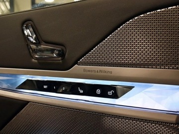 BMW Seria 7 G70 Sedan 3.0 40d 299KM 2025 BMW Seria 7 740d xDrive Sport Sedan 3.0 (299KM) 2025, zdjęcie 10