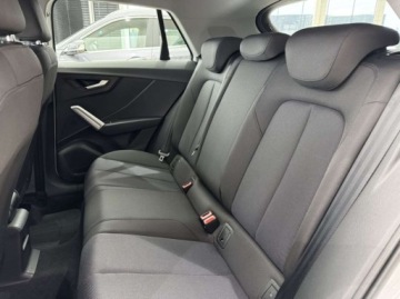 Audi Q2 SUV Facelifting 1.5 35 TFSI 150KM 2021 Audi Q2 35 TFSI S Line Kamera cofania Nawigacja LED Podgrzewane fotele, zdjęcie 11