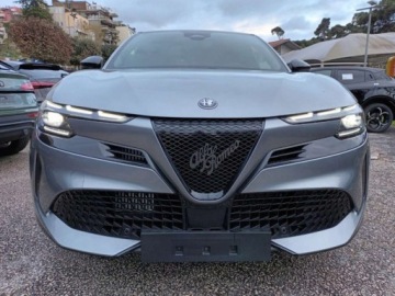 Alfa Romeo Junior SUV 1.2 Hybrid 145KM 2026 ALFA ROMEO Junior Ibrida Suv 1.2 (145KM) 2026, zdjęcie 4