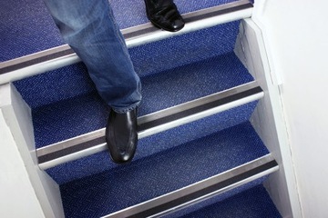 Лента противоскользящая ШИРОКАЯ черная 100мм/18м