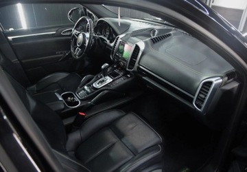 Porsche Cayenne II SUV Facelifting 3.0 E-Hybrid 416KM 2016 Porsche Cayenne Hybryda_Plug in _ Kamera _ Skory _ 3.0 Hybryda Plug-in, zdjęcie 5
