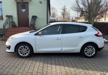 Renault Megane III Hatchback Facelifting 2013 1.6 16V 110KM 2014 Renault Megane 1.6 110KM R-link Climatronic Navi Serwis Bezwypadkowy Dla w, zdjęcie 2