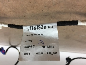PEUGEOT 508 II ZESILOVAČ KABEL ANTÉNY