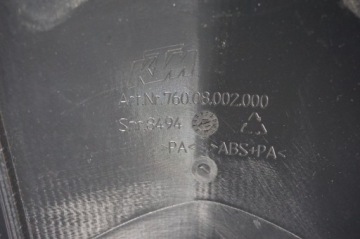 Крышка бака KTM Duke 690 2013-18