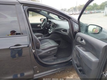 Chrysler Pacifica II 2024 Chrysler Pacifica Hybrid Premium S Appearance Pkg 2024 3.6l 3.6 Hybryda, zdjęcie 9