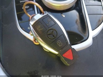 Mercedes Klasa C W205 2017 Mercedes-Benz Klasa C 2017 MERCEDES-BENZ C 350E 2.0 Benzyna 208KM, zdjęcie 10