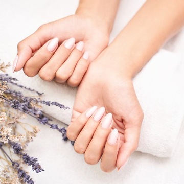 Oliwka Do Skórek i Paznokci Kula Duża Zapachowa 75ml Manicure Do Wyboru