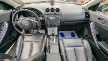 Nissan Altima IV Coupe 3.5 i 16V 270KM 2010 Nissan Altima 3.5i 270PS OPŁACONY Bezwypadkowy, zdjęcie 20