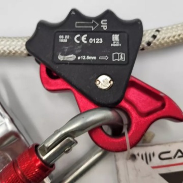 РЕГУЛИРУЕМЫЙ РЕГУЛЯТОР КАНАТА MGO 200 СМ НОМЕР: 203107