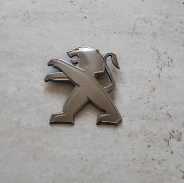 LOGO ZNAKY ZNAK PŘEDNÍ PEUGEOT 2008 9804319677 ORIGINÁLNÍ