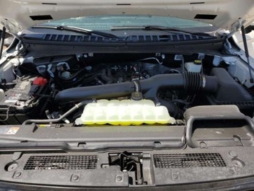 Ford Expedition III 2024 Ford Expedition 2024, 3.5L, 4x4, XLT, po gradobiciu 3.5 Benzyna 380KM, zdjęcie 11