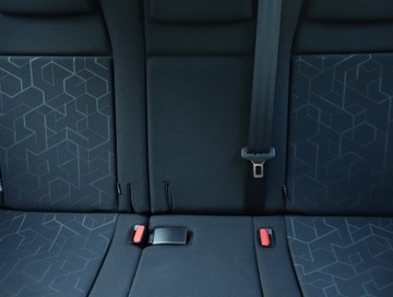 Peugeot 2008 I SUV Facelifting 1.2 PureTech 110KM 2016 Peugeot 2008 1.2 PureTech, Salon Polska, zdjęcie 9