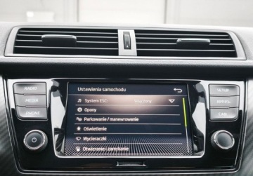 Skoda Fabia III Hatchback Facelifting 1.0 TSI 95KM 2021 Skoda Fabia Monte Carlo Pakiet Comfort, Panorama, Kamera cofania, KESSY, zdjęcie 28