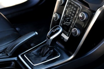 Volvo V40 II Hatchback Facelifting 2.0 D2 120KM 2016 Volvo V40 Iscription LiFT Full Led Digital Skóra, zdjęcie 24