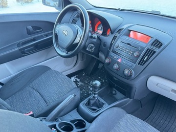 Kia Ceed I 2007 Kia Ceed 1.4 90KM Klima 2x kola 1-reka Gotowy do jazdy 1.4 Benzyna, zdjęcie 2