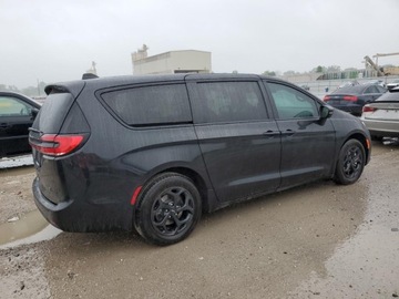 Chrysler Pacifica II 2024 Chrysler Pacifica Hybrid Select 2024 3.6l 3.6 Hybryda 260KM, zdjęcie 3