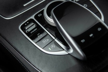 Mercedes Klasa E W213 Cabrio 2.0 200 184KM 2017 Mercedes-Benz Klasa E 200 Coupe AMG Salon PL Autotrade Mercedes-Benz, zdjęcie 29