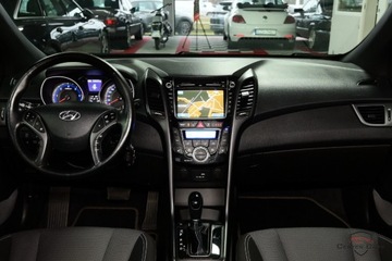 Hyundai i30 II Wagon Facelifting 1.6 CRDi 110KM 2016 Hyundai i30 1.6 CRDi Passion Automat Climatron..., zdjęcie 19