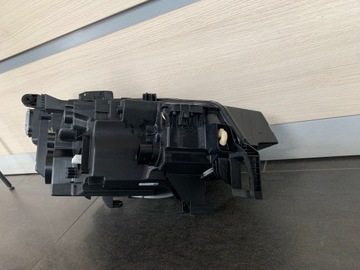 Левый передний фонарь VW ID4 LED