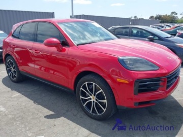 Porsche Cayenne III 2024 Porsche Cayenne 2024 PORSCHE CAYENNE 3.0 Benzyna 348KM