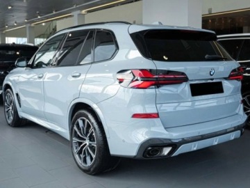 BMW X5 G05 SUV Facelifting 3.0 30d 298KM 2026 BMW X5 xDrive30d Sport Suv 2.0 (298KM) 2026, zdjęcie 1