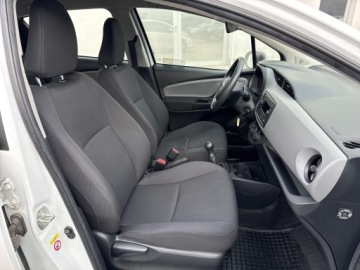 Toyota Yaris III Hatchback 5d Facelifting 2017 1.0 VVT-i 72KM 2019 Toyota Yaris 1.0 Active EU6 III (2011-2019) 1.0 Ac, zdjęcie 7