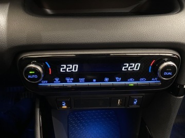 Toyota Yaris IV 2021 Toyota Yaris Hybrid 1.5 Selection Style IV (2020-), zdjęcie 17