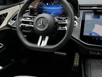 Mercedes Klasa E W214 Sedan 2.0 200 204KM 2025 E Klasa 200 4-Matic AMG 2.0 (204KM) 2025, zdjęcie 5